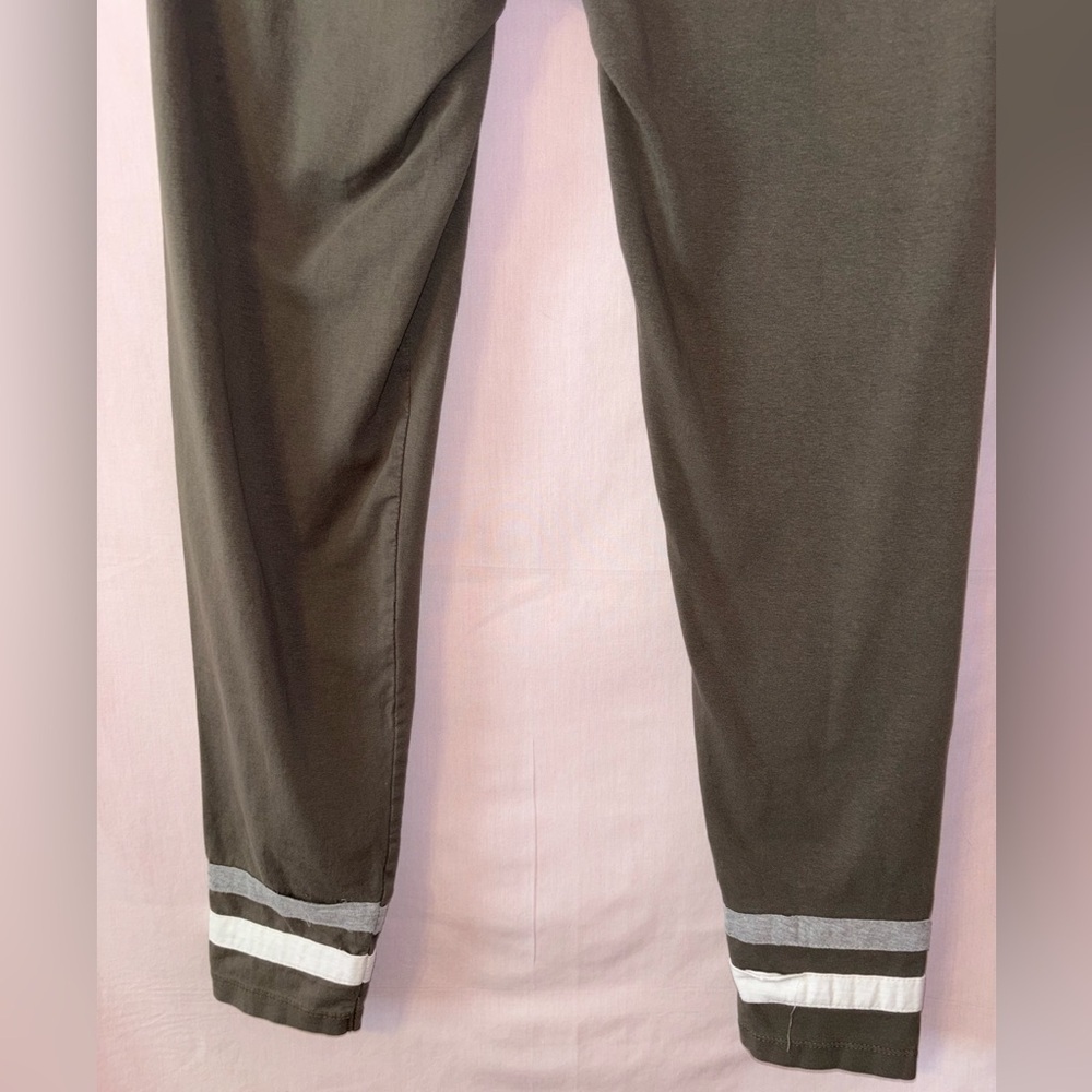 The Sweatshirt Project Leggings - Picture 6 of 9